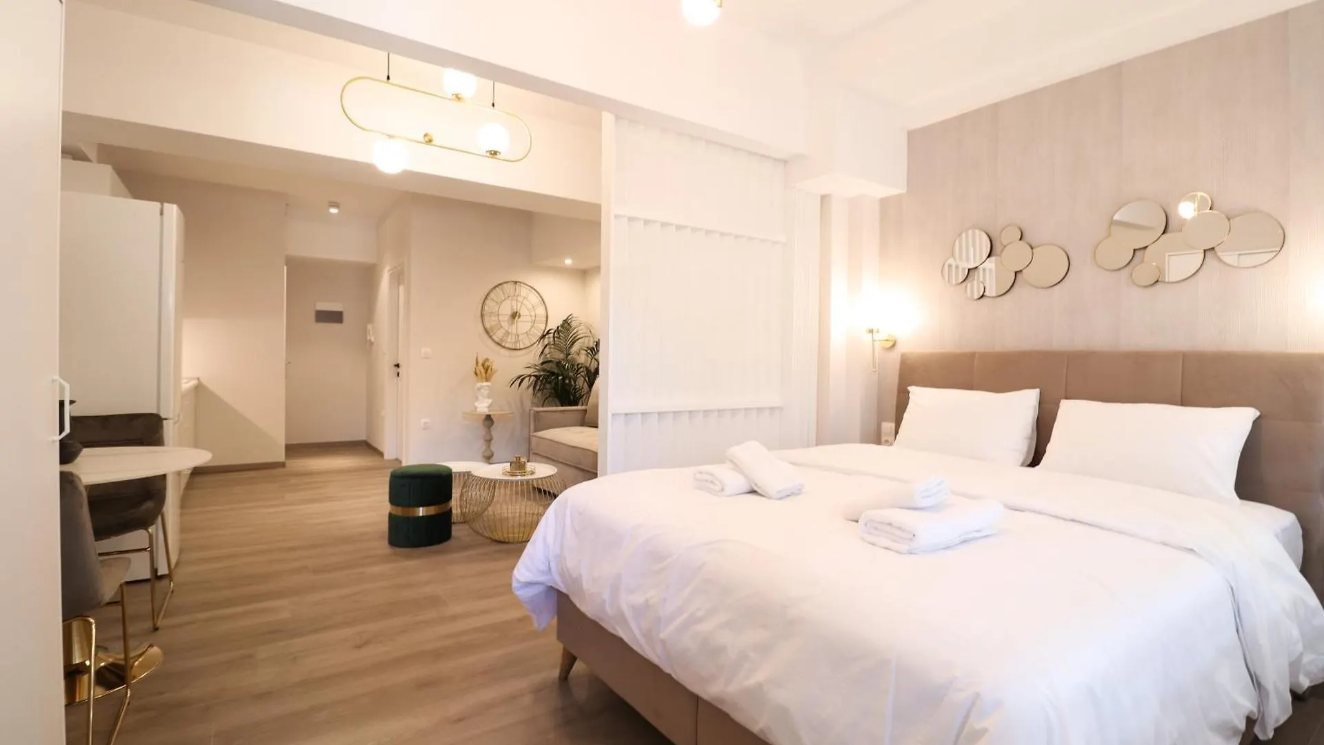 F & B Collection - Central Thessaloniki