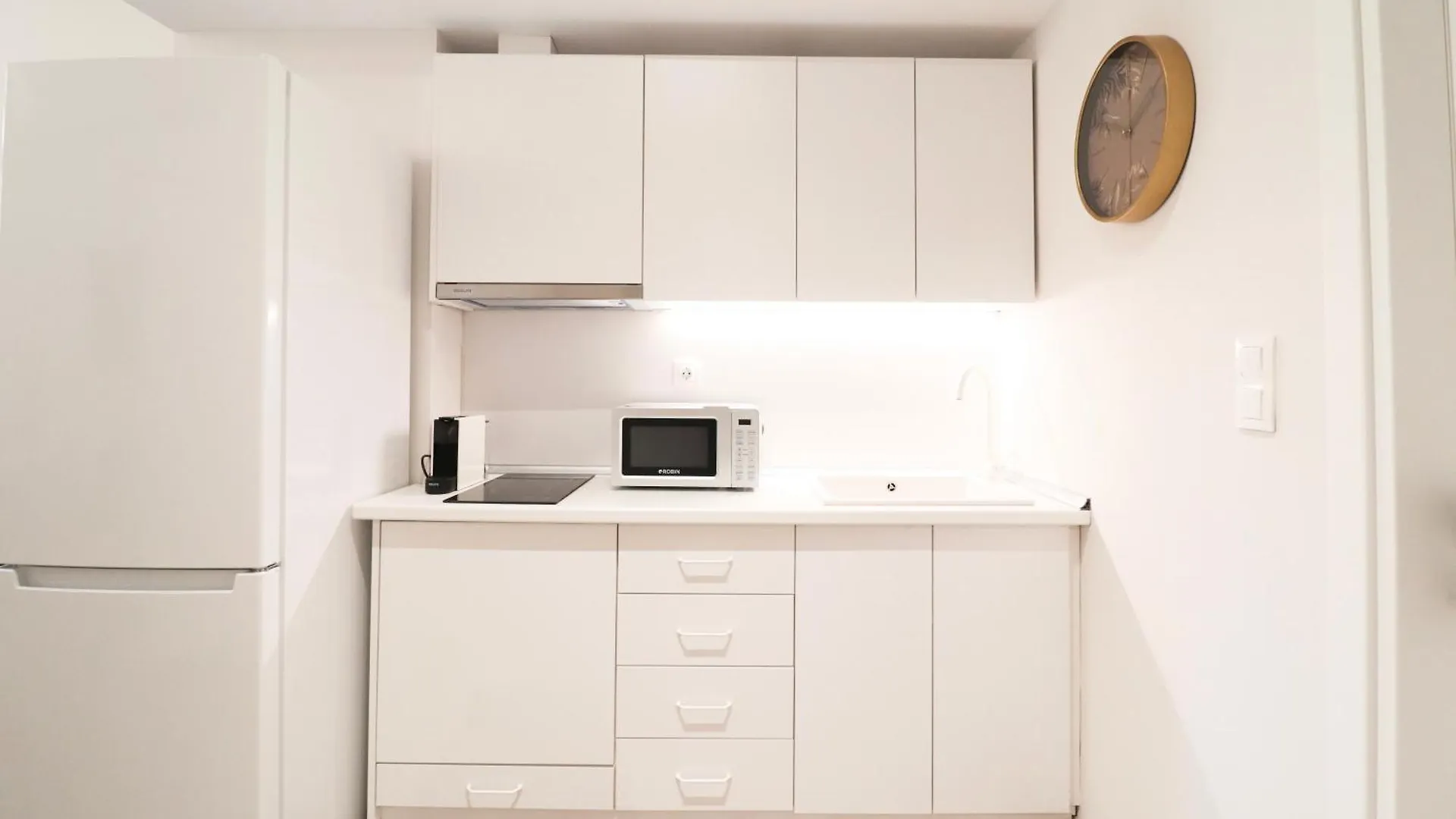 F & B Collection - Central Thessaloniki Apartment