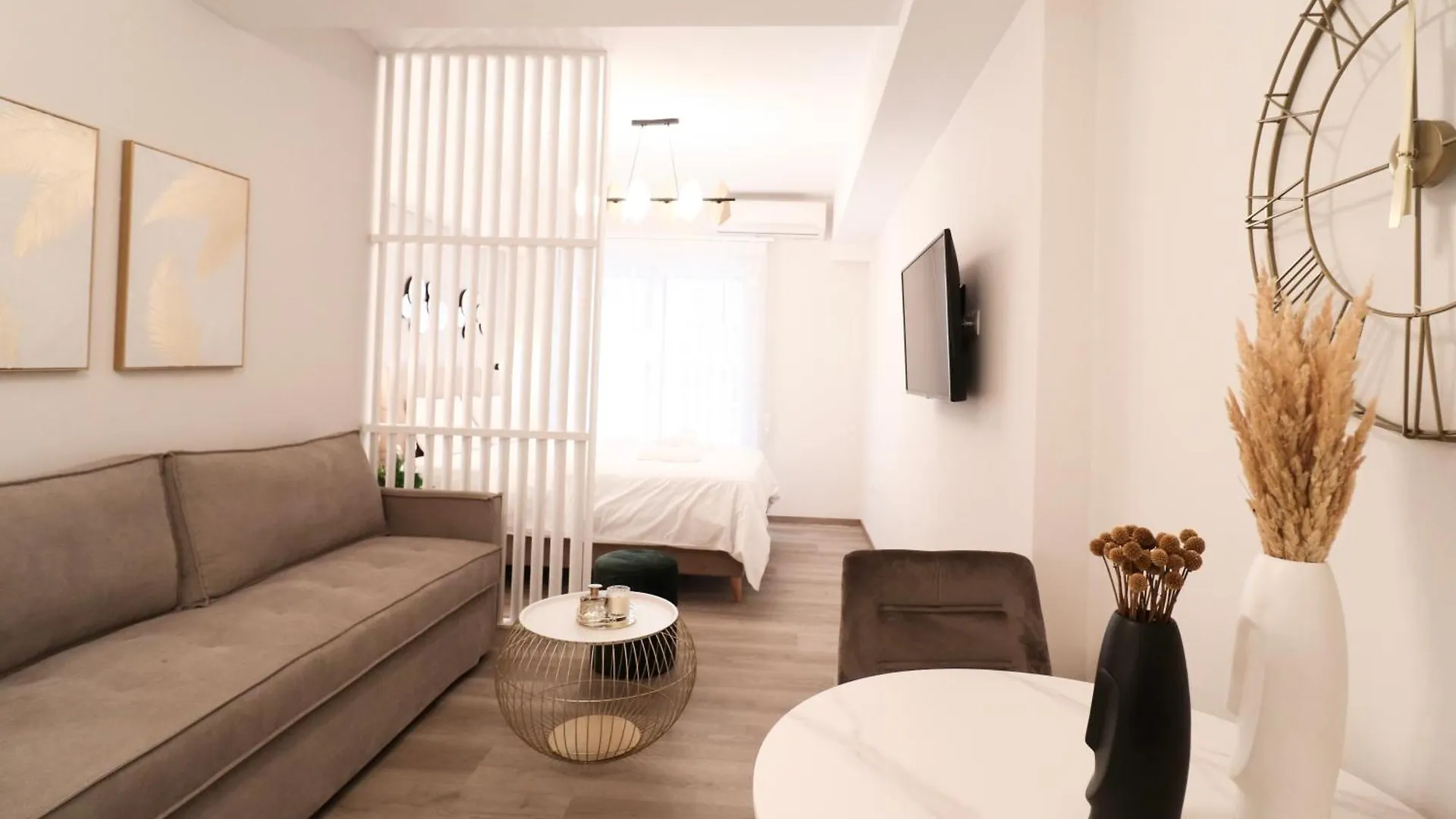 Apartment F & B Collection - Central Thessaloniki Greece